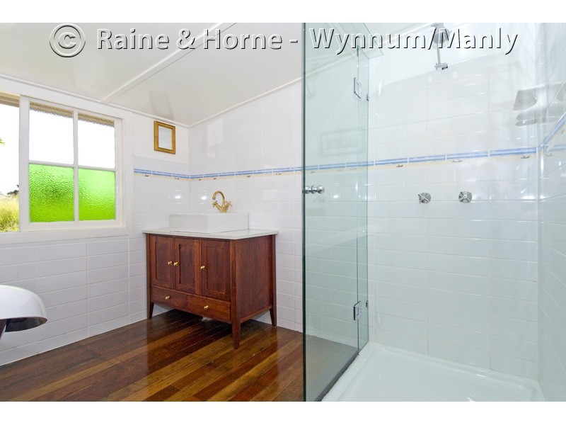 42 Tingal Road, Wynnum QLD 4178