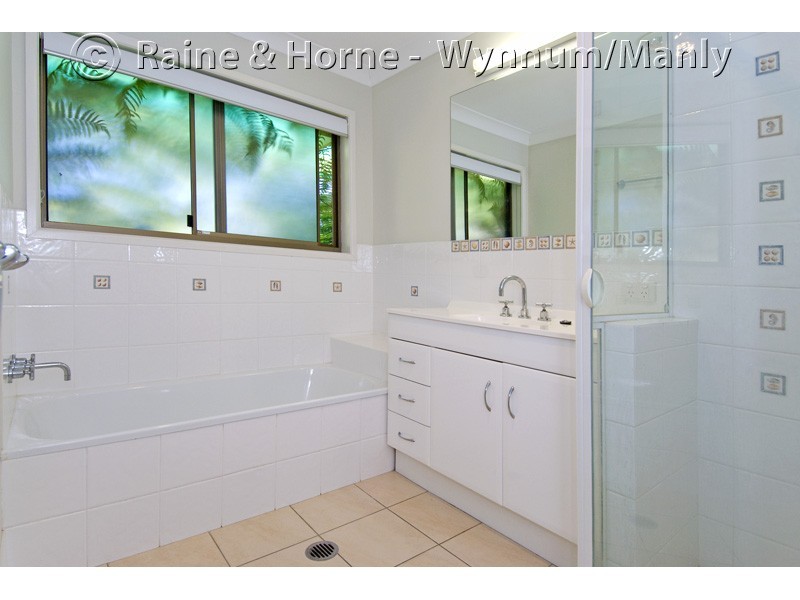 5 Lewisham Court, Birkdale QLD 4159