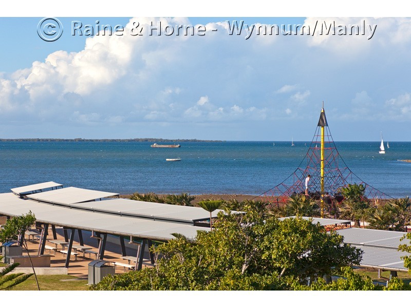 5/427 ESPLANADE, Manly QLD 4179