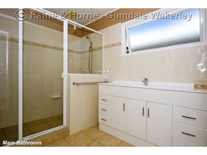 86 Kingsley Terrace, Manly QLD 4179