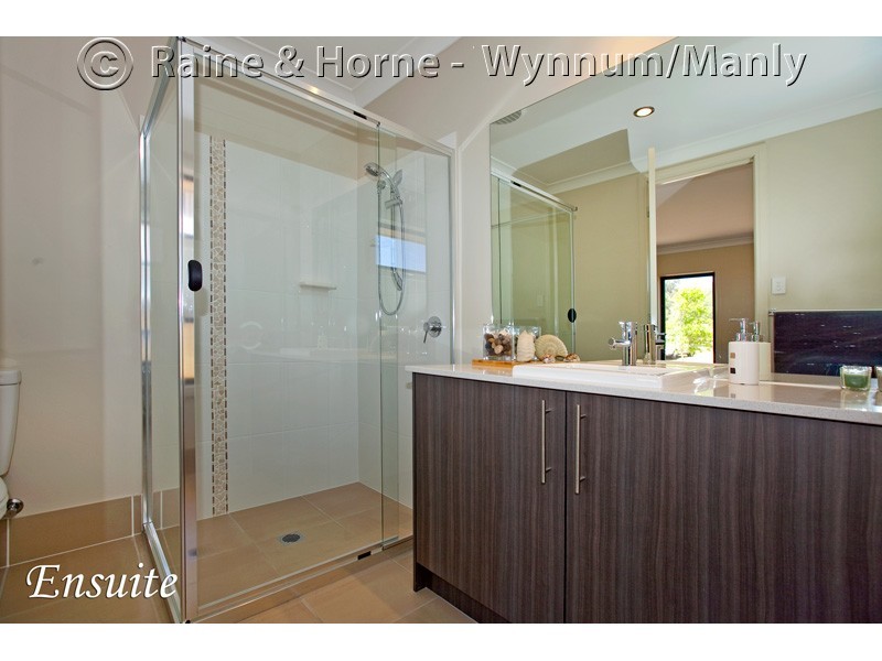 16 Feathertail Place, Wakerley QLD 4154