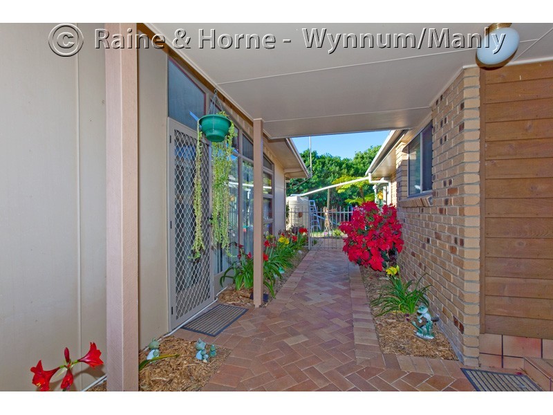 27 Greggor Street, Wynnum West QLD 4178
