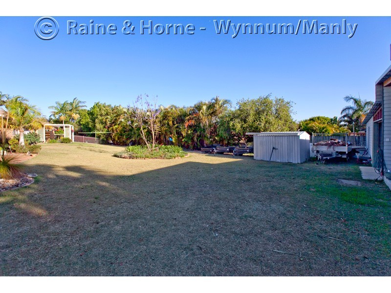 27 Greggor Street, Wynnum West QLD 4178