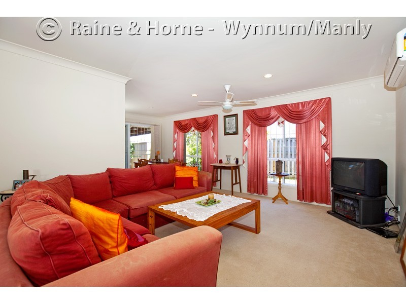 2 Eggleton Place, Wakerley QLD 4154