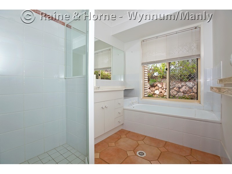 8 Auriga Street, Wynnum QLD 4178