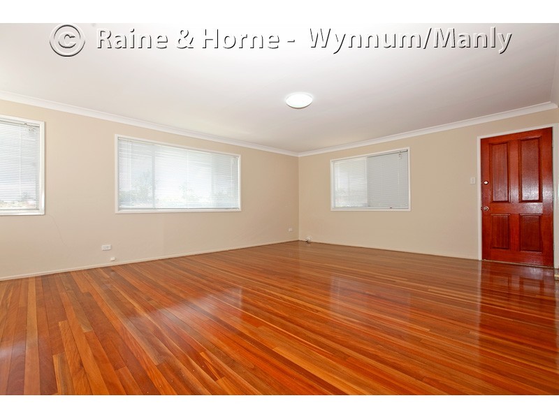 15 School Road, Wynnum West QLD 4178