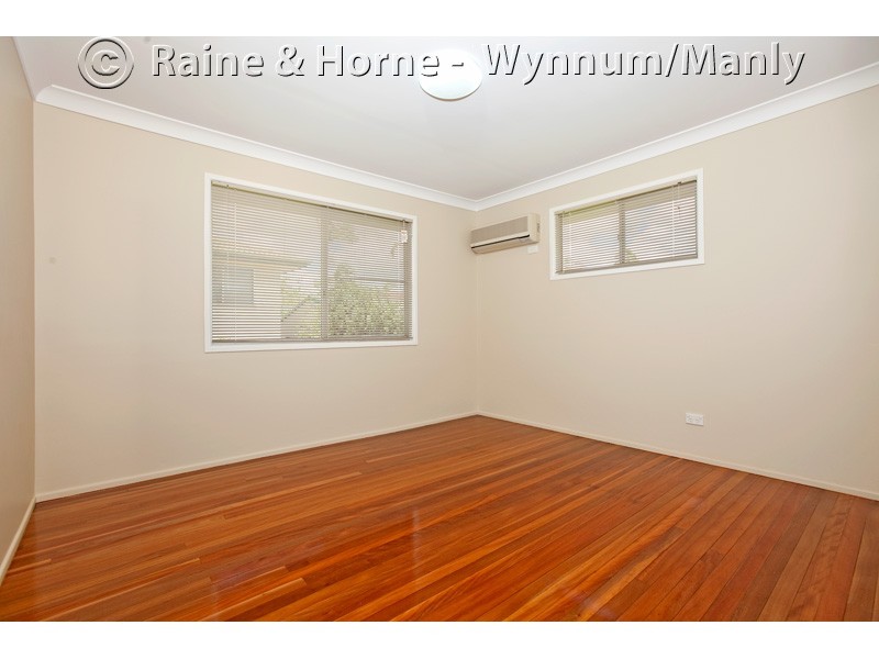 15 School Road, Wynnum West QLD 4178