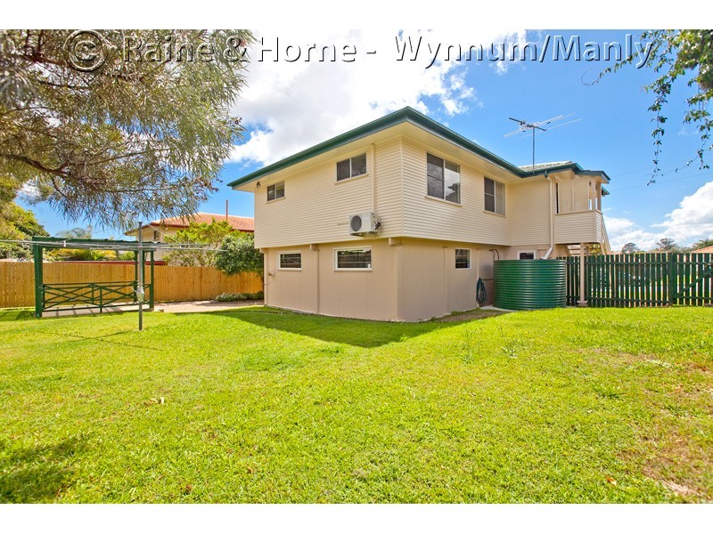 15 School Road, Wynnum West QLD 4178