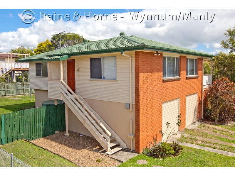 15 School Road, Wynnum West QLD 4178