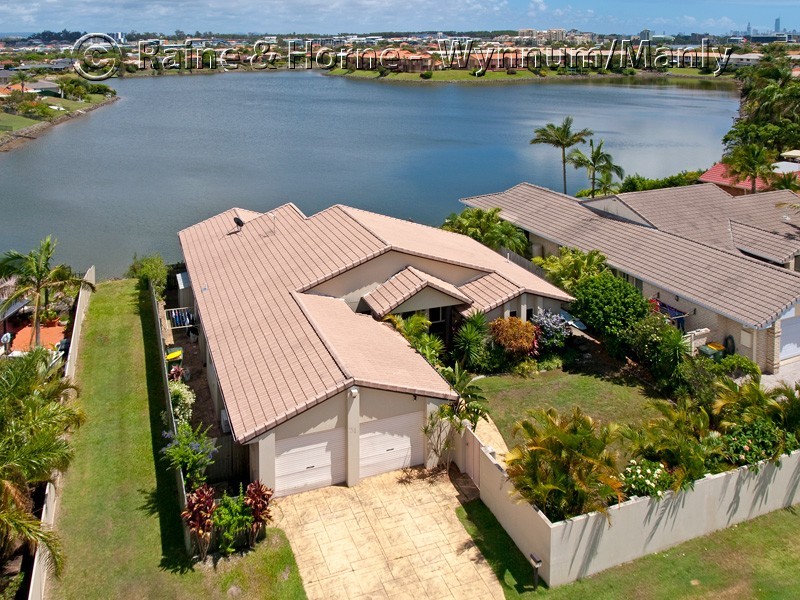 31 Silvabank Drive, Varsity Lakes QLD 4227