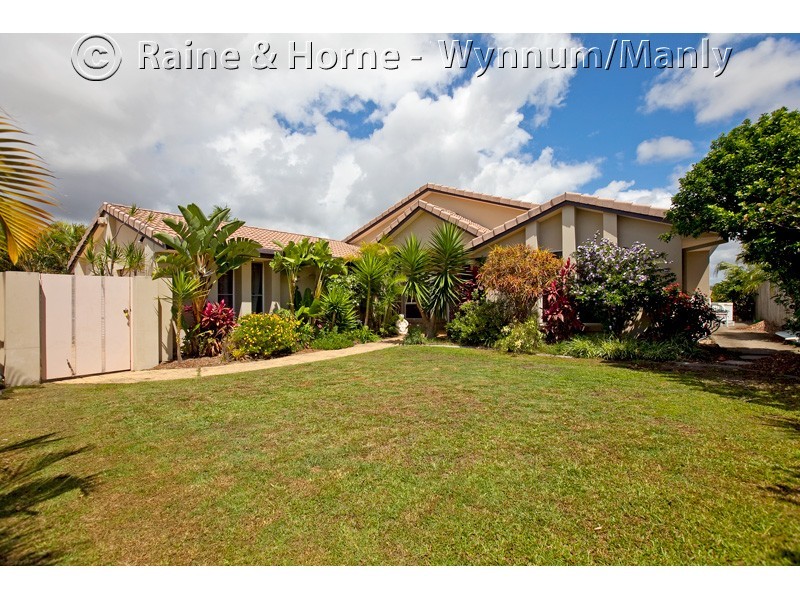 31 Silvabank Drive, Varsity Lakes QLD 4227