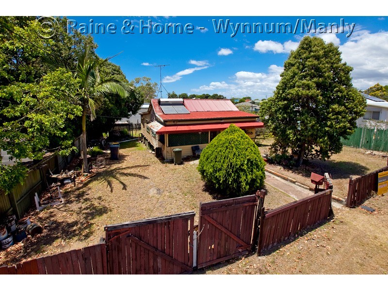 42 Curtis Street, Manly QLD 4179