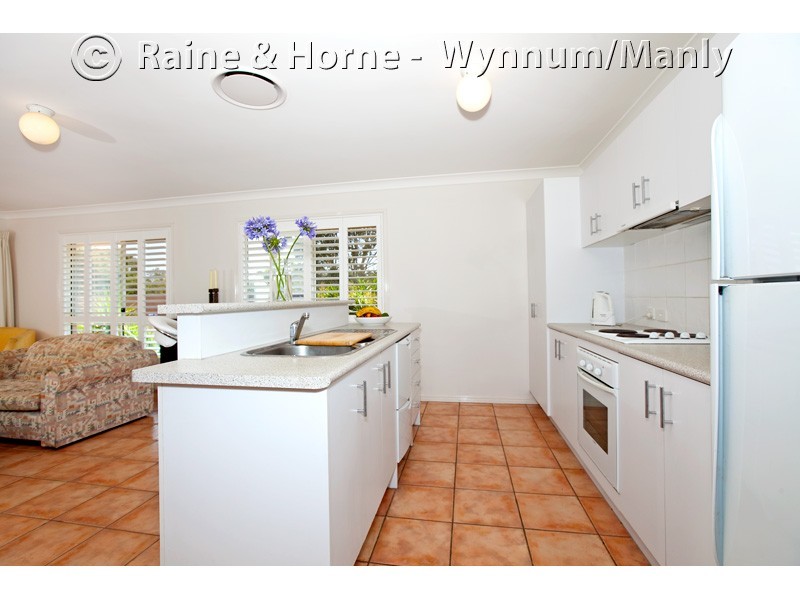 4 Carabbean Close, Wynnum West QLD 4178