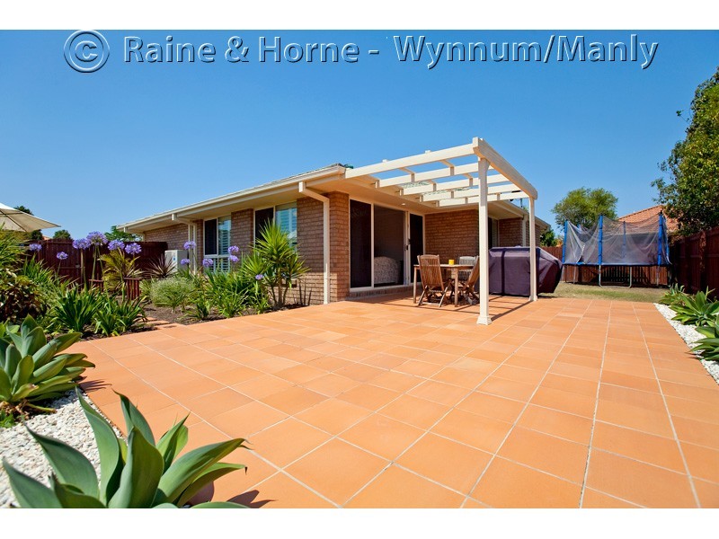 4 Carabbean Close, Wynnum West QLD 4178