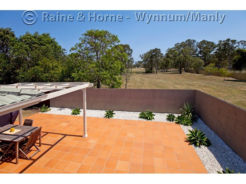 4 Carabbean Close, Wynnum West QLD 4178