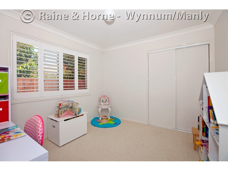 4 Carabbean Close, Wynnum West QLD 4178