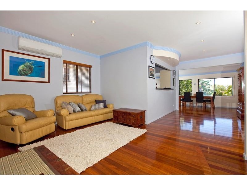 92 EMPIRE AVE, Manly West QLD 4179