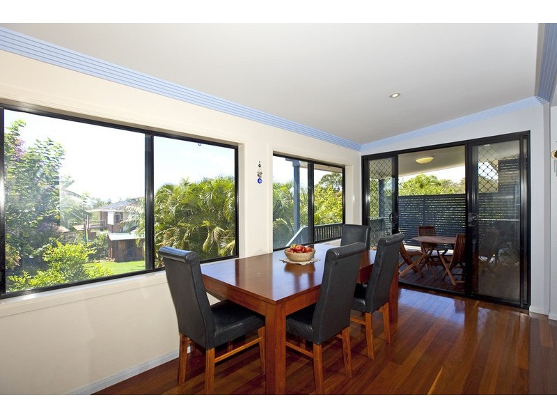 92 EMPIRE AVE, Manly West QLD 4179