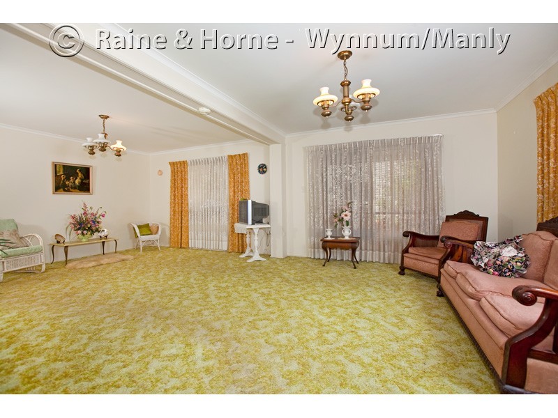 17  CATAMARAN STREET, Manly West QLD 4179