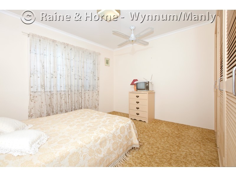 17  CATAMARAN STREET, Manly West QLD 4179