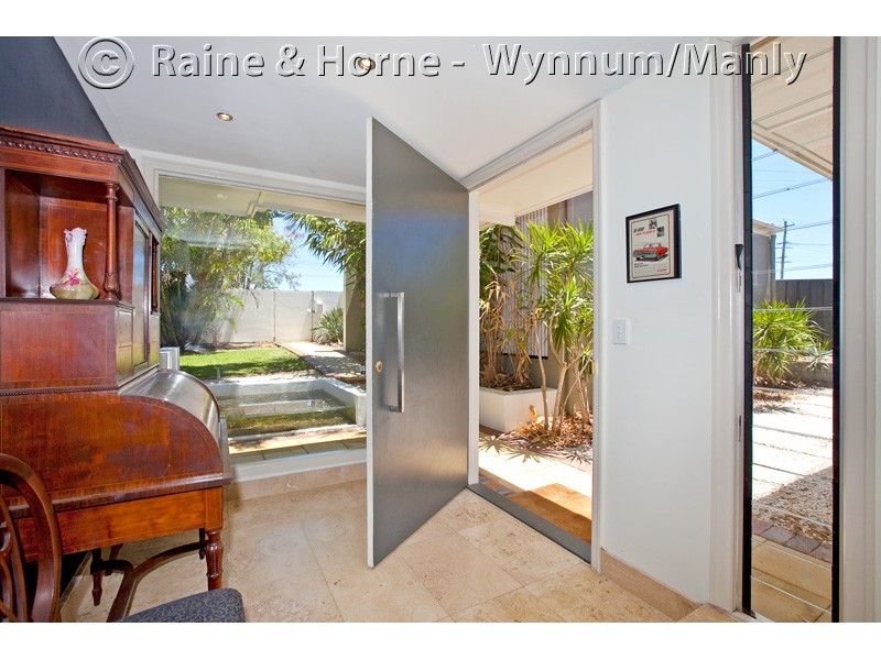 543 Tingal Rd,, Wynnum QLD 4178