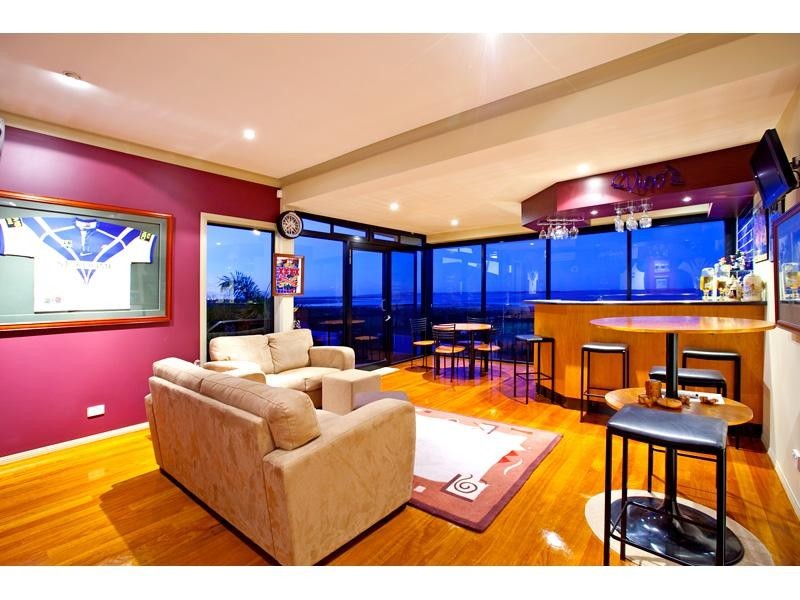 59 Southwick Street, Wynnum QLD 4178