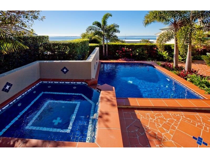59 Southwick Street, Wynnum QLD 4178