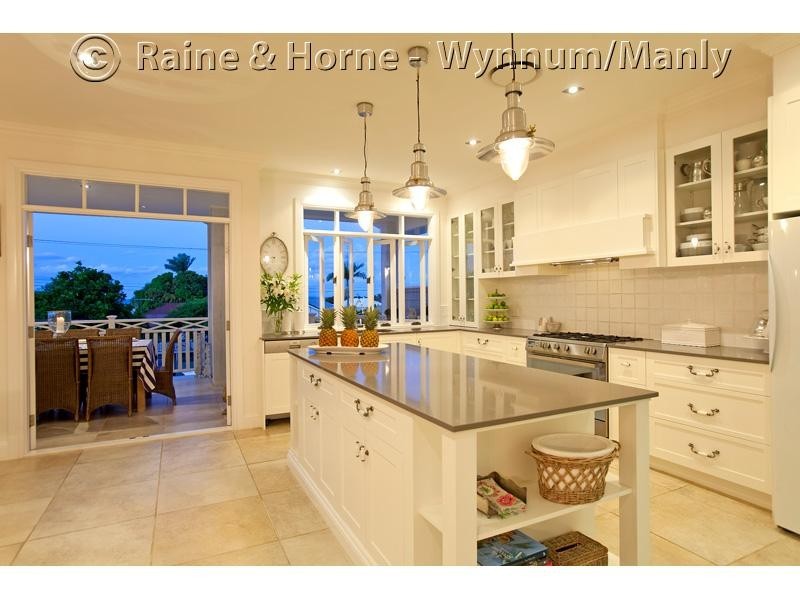 37 Stratton Terrace, Wynnum QLD 4178