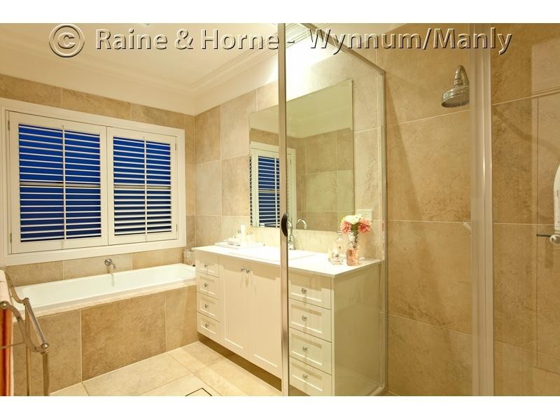 37 Stratton Terrace, Wynnum QLD 4178