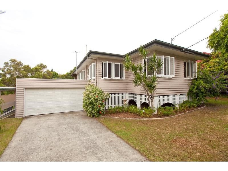 8 Bird Street, Manly QLD 4179