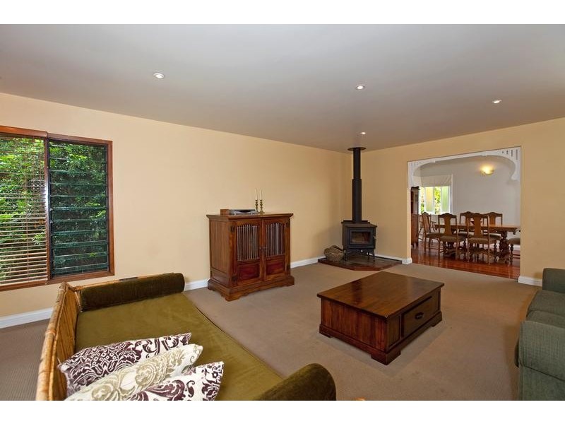 8 Bird Street, Manly QLD 4179