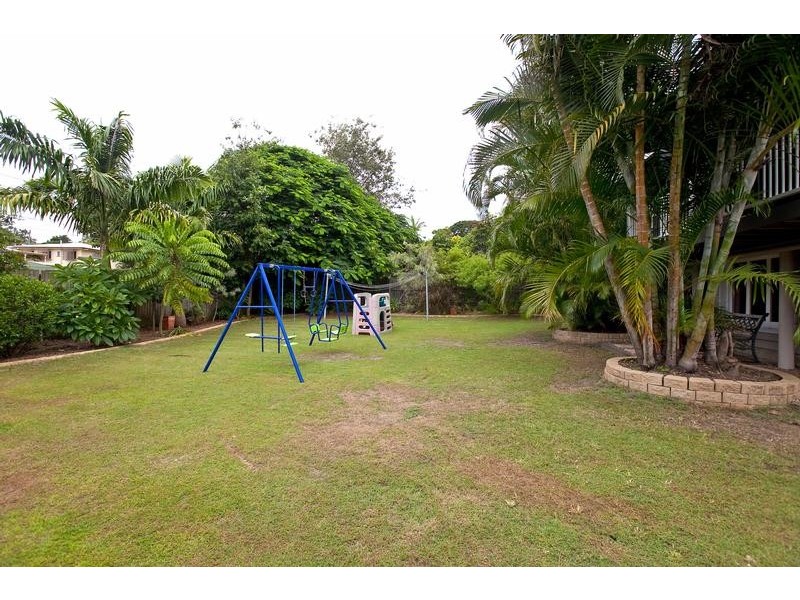 8 Bird Street, Manly QLD 4179