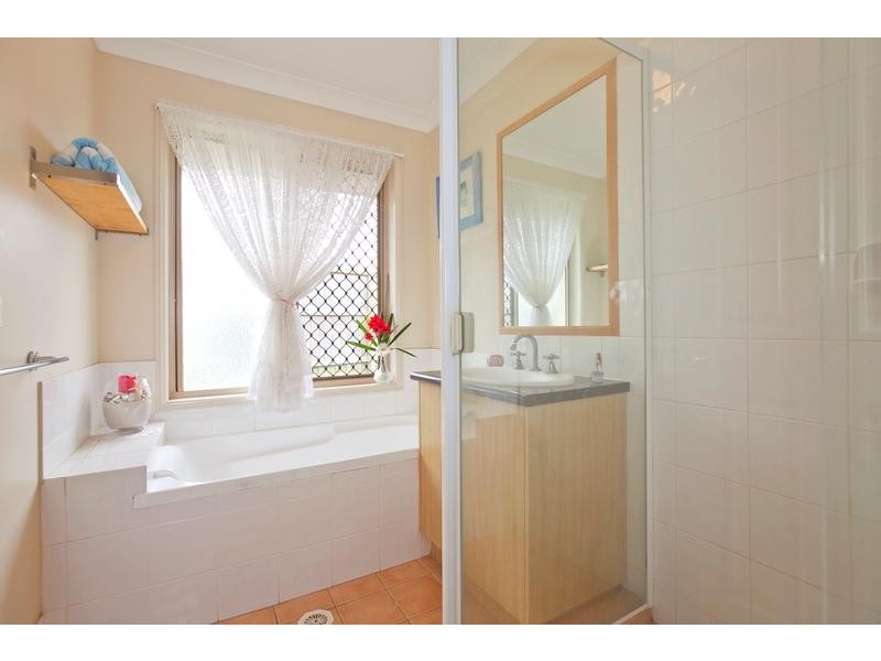 31 Ransom Place, Wakerley QLD 4154