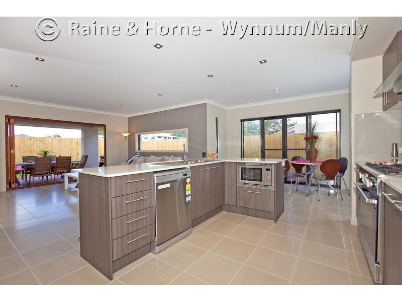 16  Feathertail Place, Gumdale QLD 4154