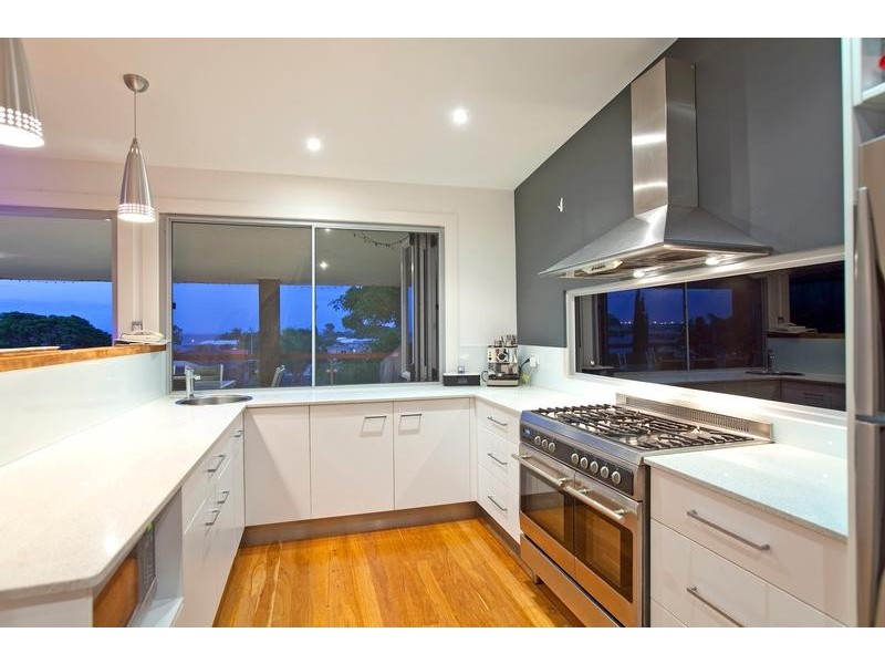 101 Boswell Terrace, Manly QLD 4179