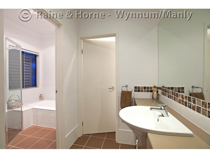 73 Boswell Terrace, Manly QLD 4179