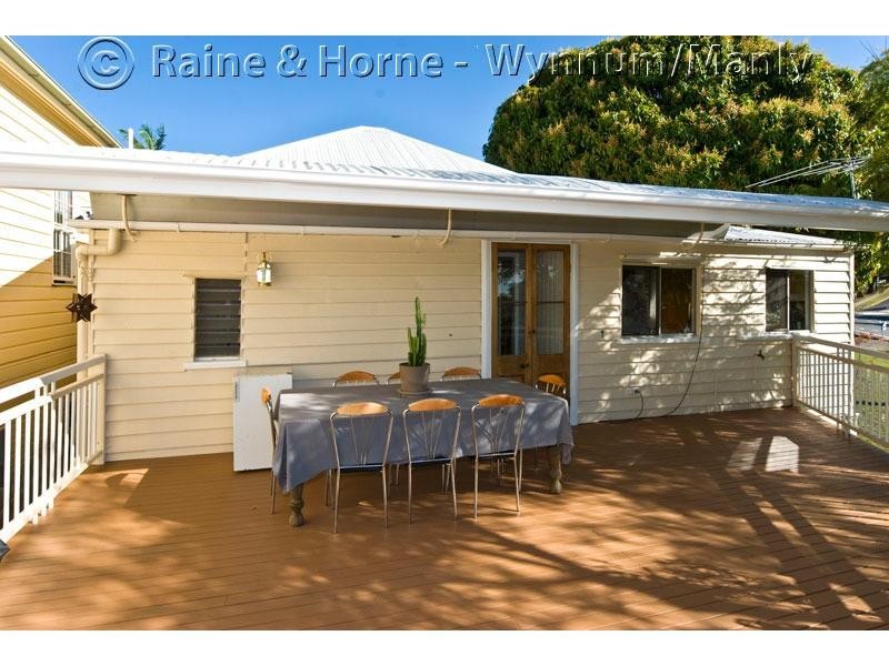 45 Benalla Street, Manly QLD 4179
