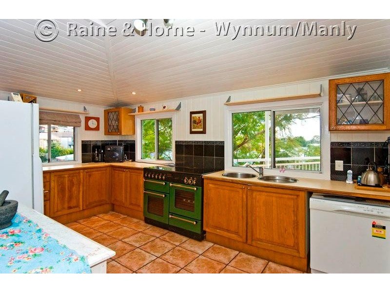 45 Benalla Street, Manly QLD 4179