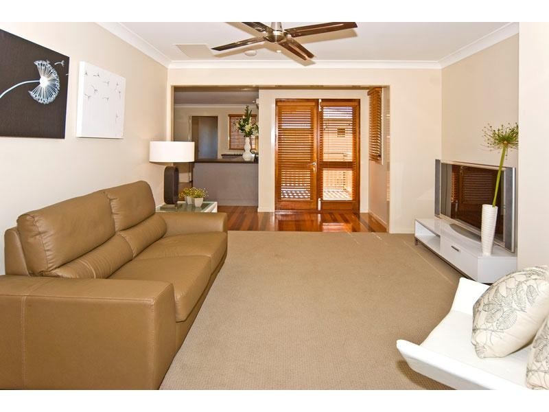 92 Kingsley Terrace, Manly QLD 4179
