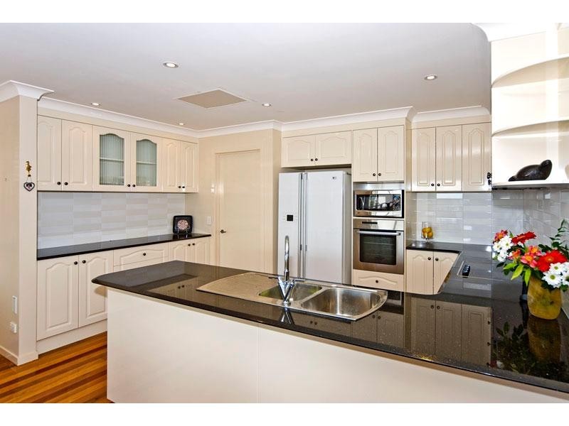 92 Kingsley Terrace, Manly QLD 4179