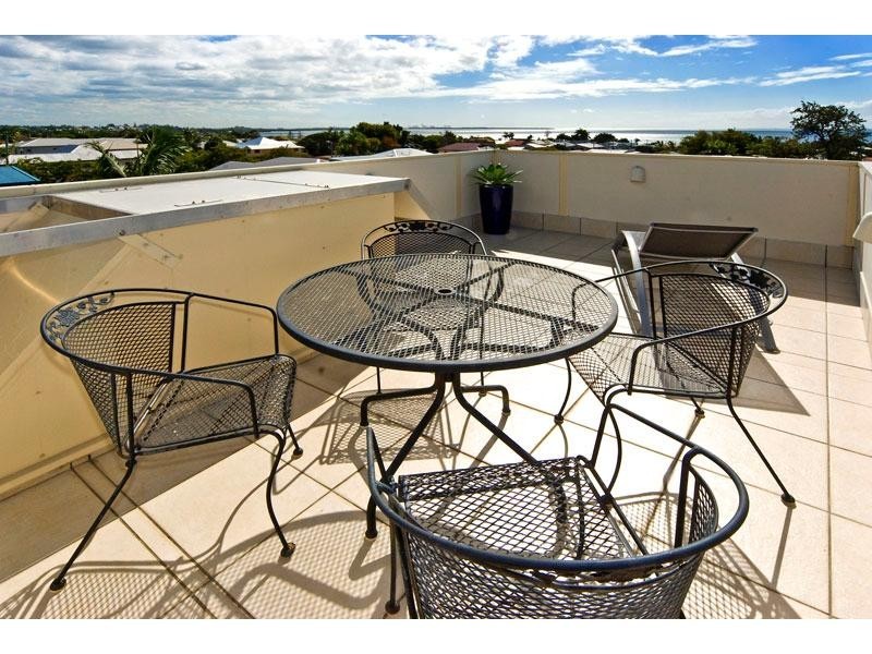 92 Kingsley Terrace, Manly QLD 4179