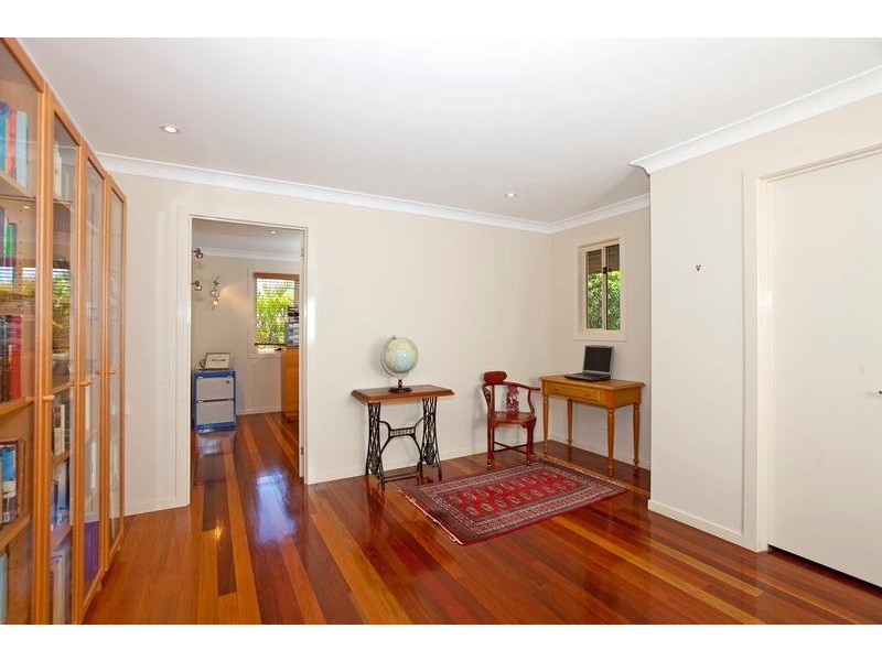 92 Kingsley Terrace, Manly QLD 4179