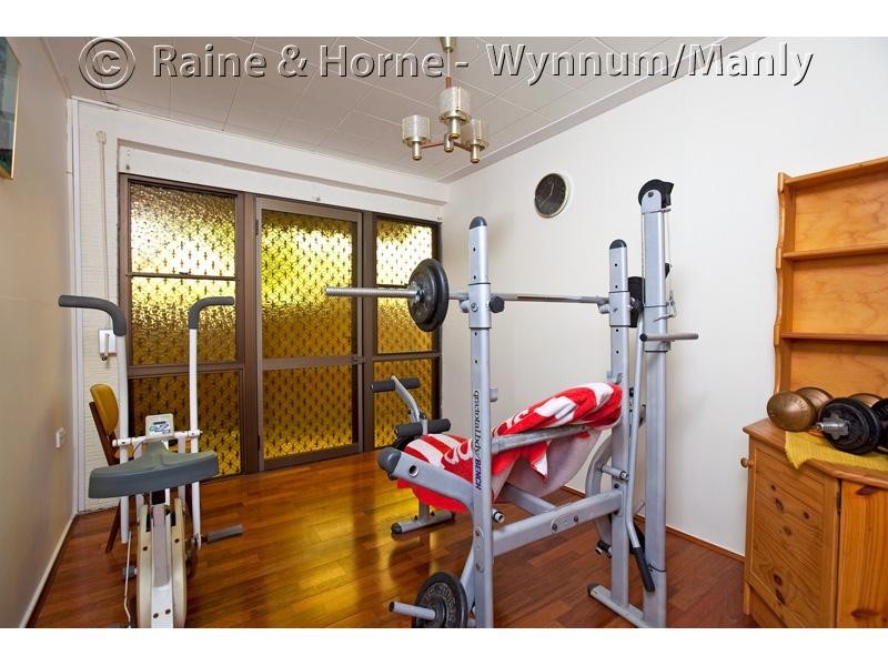 755 Esplanade, Lota QLD 4179