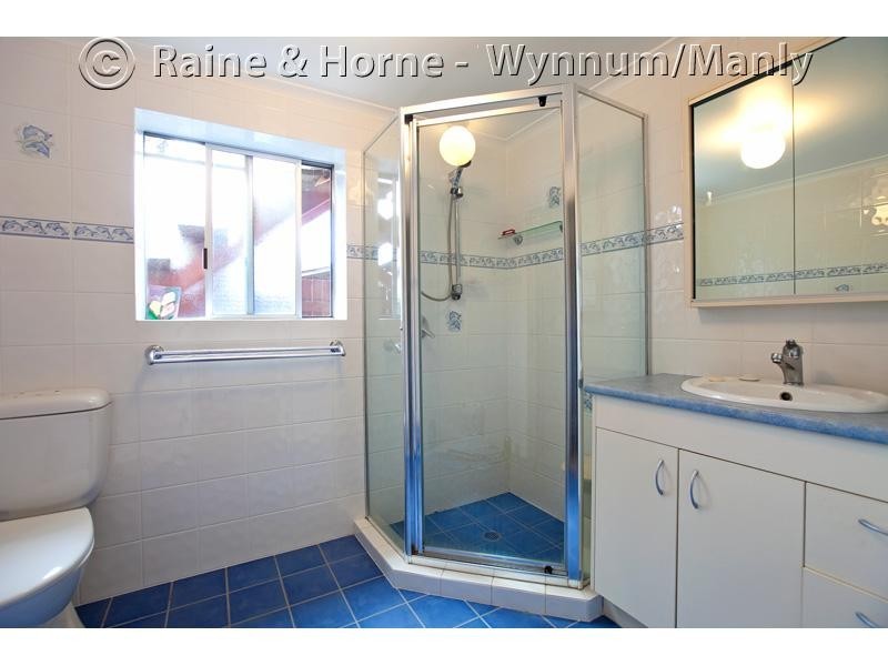 755 Esplanade, Lota QLD 4179