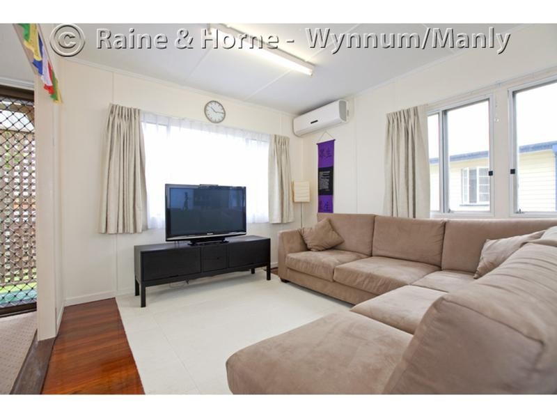 233 Whites Rd,, Lota QLD 4179