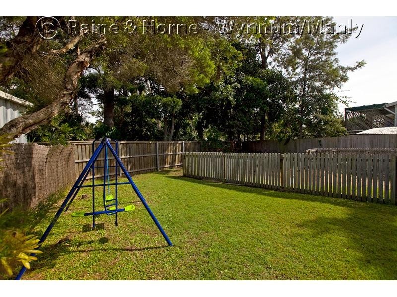 233 Whites Rd,, Lota QLD 4179