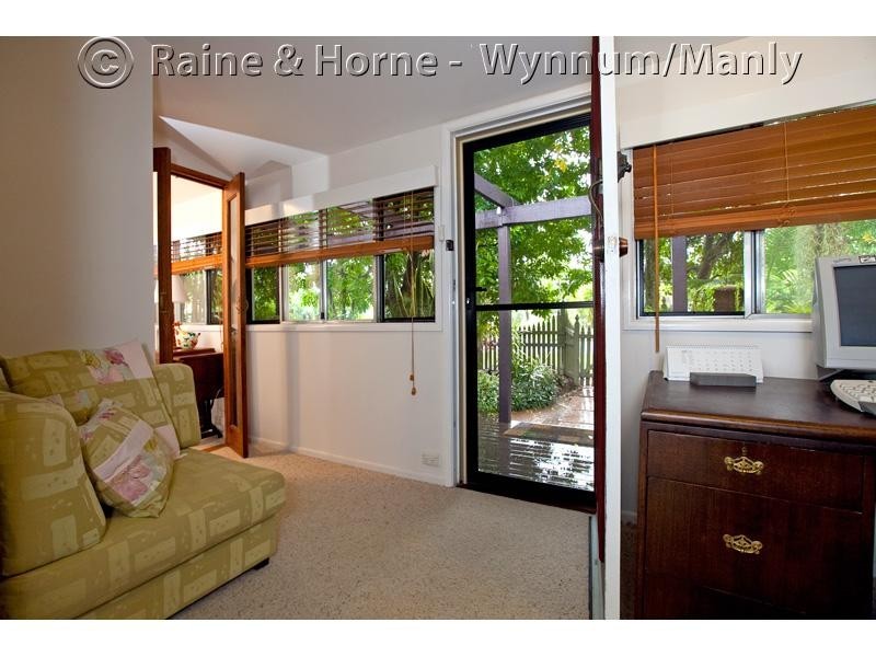 76 Kamarin Street, Manly West QLD 4179