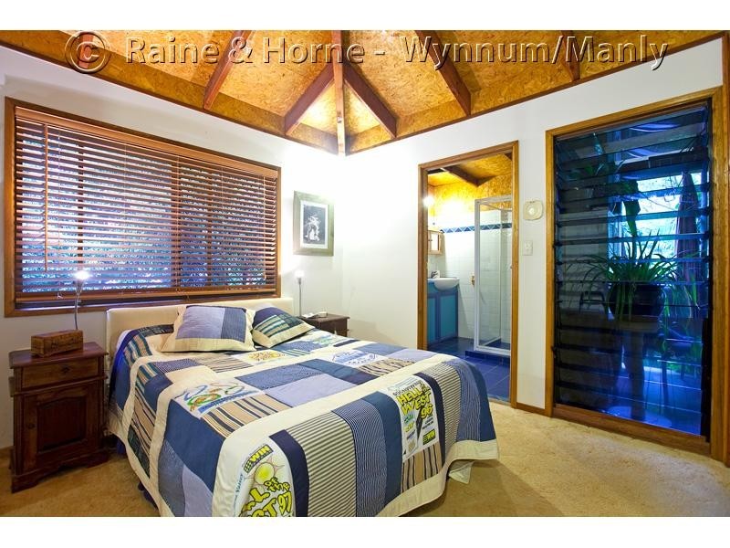 76 Kamarin Street, Manly West QLD 4179