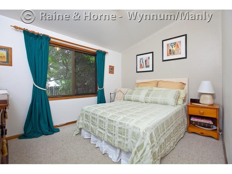 76 Kamarin Street, Manly West QLD 4179