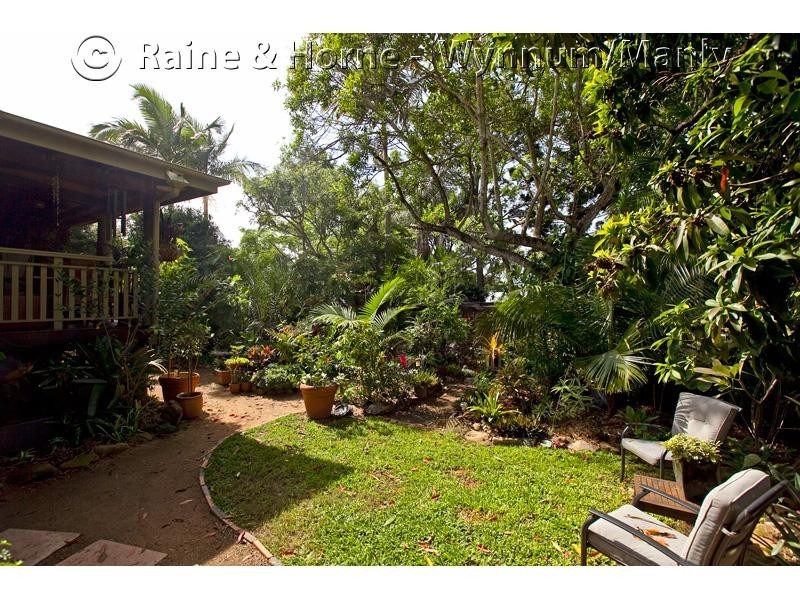 76 Kamarin Street, Manly West QLD 4179